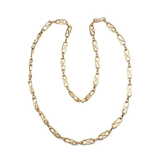   Cartier - Gold chain with elongated looped links | MasterArt